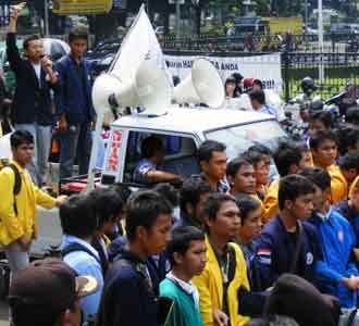 Menolak Politisi Buruk di Orba