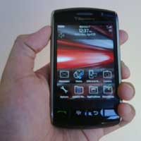 Agar BlackBerry Tidak Bengkak Saat ke Luar Negeri