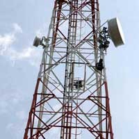 Hendak Bunuh Diri, Ati Panjat Tower Indosat di Depok
