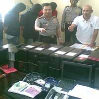 Judi Bola Via Internet Beromset Miliaran Dibongkar