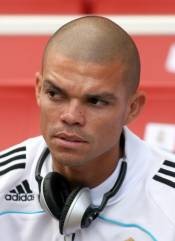Madrid Banding Skorsing Pepe
