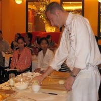 CWS: Mengorek Lengkap Pizza Asli Italia