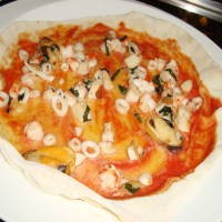 Seafood Pizza Renyah dan Enak