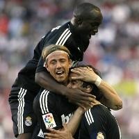 Raul Hat-trick, Madrid Dekati Barca