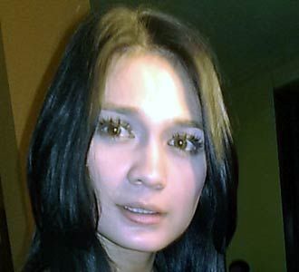 Ngaku Pacari Ariel, Luna Maya Ceria