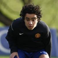 MU Tambah Kontrak Rafael