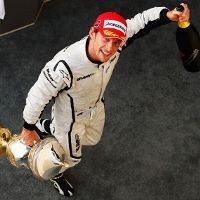 Button Bisa Jadi Juara Dunia