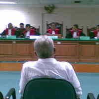 Eks Pejabat KJRI Kinabalu Sangat Menerima Divonis 1,5 Tahun