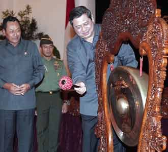 SBY Buka Munas Apkasi