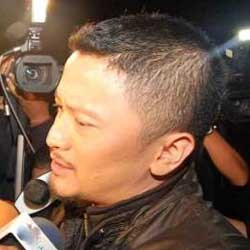 Cerai, Ferry Maryadi-Istri Ogah Berbalas Pantun