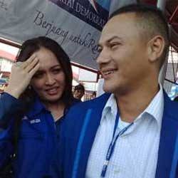 Adjie Massaid-Angelina Sondakh Menikah?