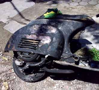 Usai Isi Bensin, Vespa Terbakar