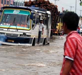 Hujan, Pekanbaru Tergenang