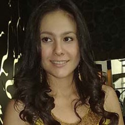 Bulan Madu, Wulan Guritno Digigit Kalajengking