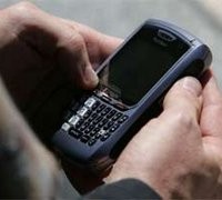 Smart Pesimistis Jualan BlackBerry?