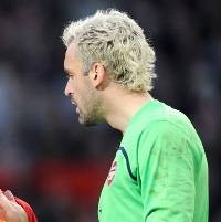 Almunia Kembali di Saat Tepat