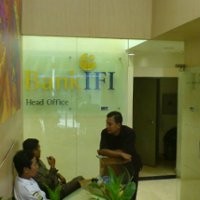 Karyawan Bank IFI Dijanjikan Dapat Pesangon Pekan Depan