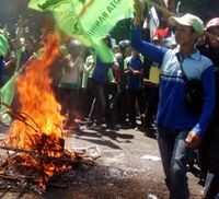 Buruh Bakar Keranda