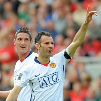Giggs-Park Menangkan Setan Merah