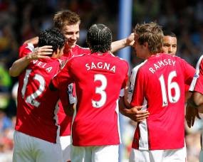 Arsenal Segel Posisi Empat 