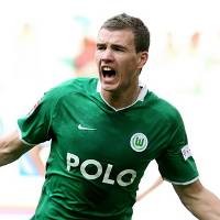Hat-trick Dzeko Kokohkan Wolfsburg