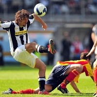 Lecce Perberat Beban Juve