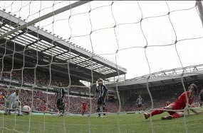 Shearer Gugat Gol tapi Akui Liverpool Hebat