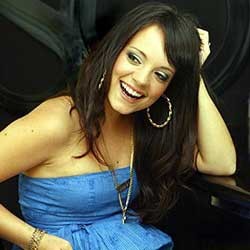 Lily Allen Jadi Wajah Baru Chanel