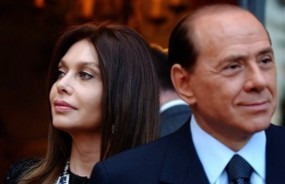 Berlusconi di Ambang Perceraian