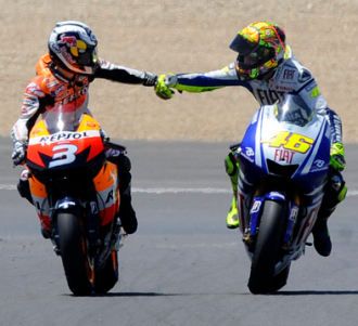 Pesta Awal Eropa Milik Rossi