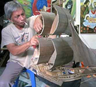 Mengubah Limbah Jadi Kapal Layar