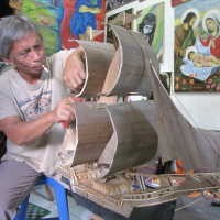 Menyusun Korek Api Jadi Kapal Layar