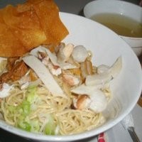 Gurih Nikmat Mi Ayam dan Yamien 