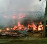 Showroom Terbakar, 5 Mobil Mewah Ludes