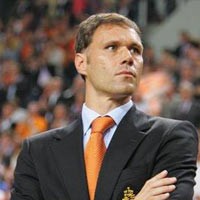 Marco van Basten Mundur