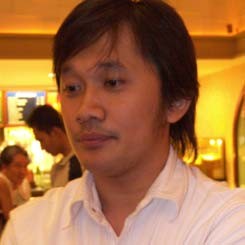 Hanung Bramantyo Alih Profesi Jadi Guru