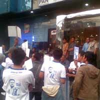 Dukung SB, 20 Orang Demo di Kantor PAN