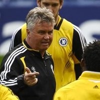 Hiddink Bagai Dua Sisi Mata Uang