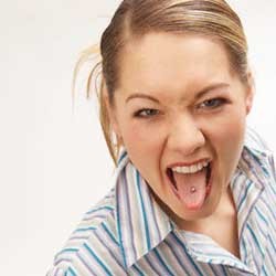 Awas Pendarahan Gara-gara Tindik Tubuh!