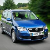 VW Touran Hadir 28 Mei