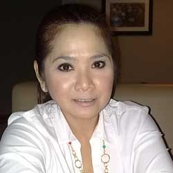 Vina Panduwinata Siap Tegur Band-band Melayu