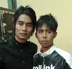 Charly ST12 Dibikin Terharu Pak Ogah