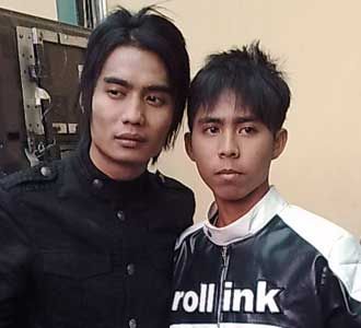 Charly ST12 Diserbu Fans