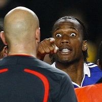 Hiddink Takkan Hukum Drogba