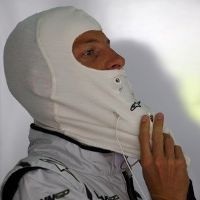 Button: Terlalu Awal Pikirkan Gelar