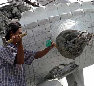 Patung Boyo Dihancurkan