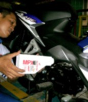 Honda Produksi Oli Ramah Lingkungan