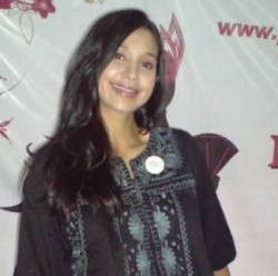 Ayu Azhari Sentil SBY Lewat Video Klip