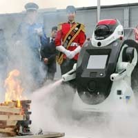 Robot Cerdas, Padamkan Api dan Selamatkan Bayi