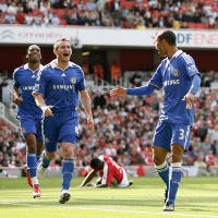 Pecundangi Arsenal, Chelsea Kunci Posisi Tiga 